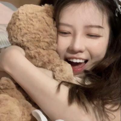 谋爱上瘾 封面